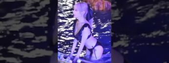 ナイトプール🌃　#ナイトプール #水着女子 #夏の思い出 #令和ギャル #映えスポット #夏コーデ #キラキラ女子 #夜の海 #彼女感 #ギャルの日常