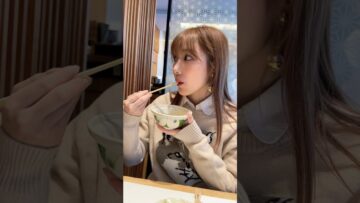 寝ぼけて牡蠣か穴子かわからなくなってきた社長 #vlog #shortvideo #密着 #旅行 #旅行vlog #japan #小宵こなん #小宵虎南