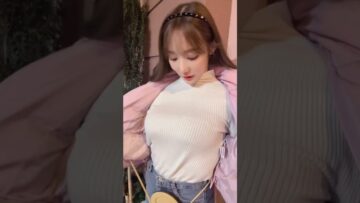 ラーメン食べる日に限って白いトップス着てるのなに？？ #shorts #short #小宵こなん