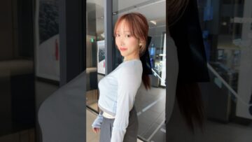 鰻食べた後でお腹を気にしています #fyp #fashion #japan #shortvideo #小宵虎南 #小宵こなん